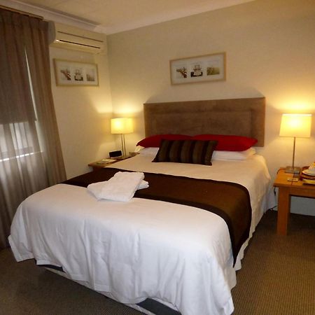 Breakwater Short Stay Mandurah Exteriör bild