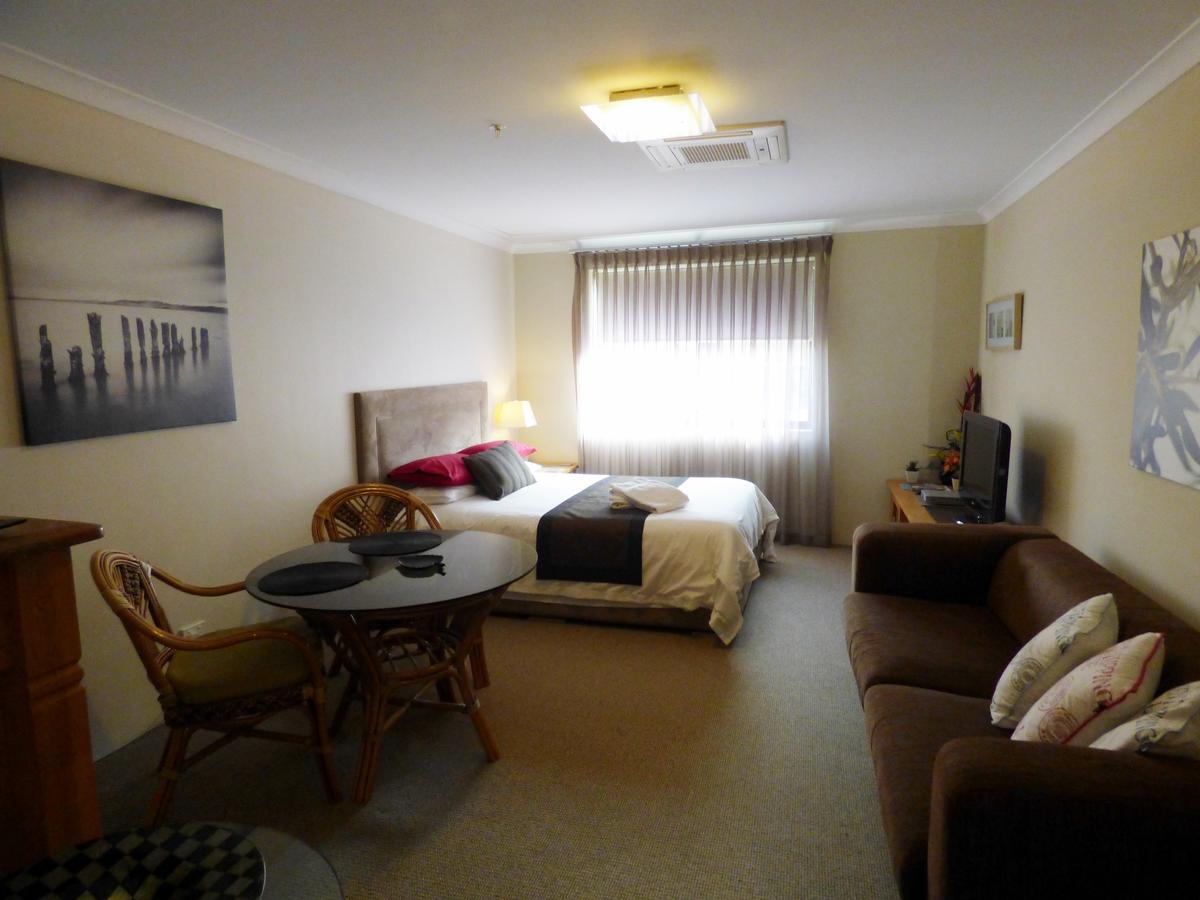 Breakwater Short Stay Mandurah Exteriör bild
